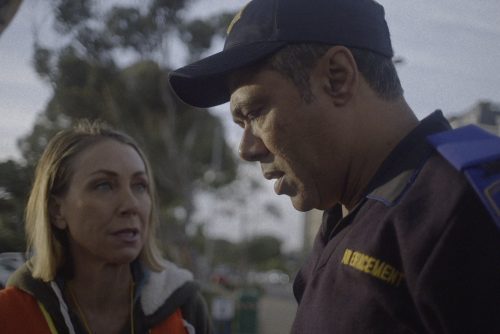 Un court avant le long