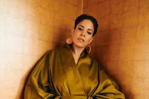 LAURA PRINCE, Adjoko