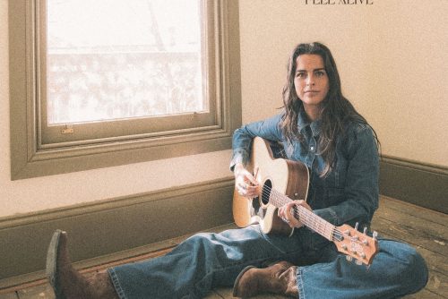 STEPH STRINGS, Feel Alive