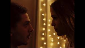 Un court avant le long