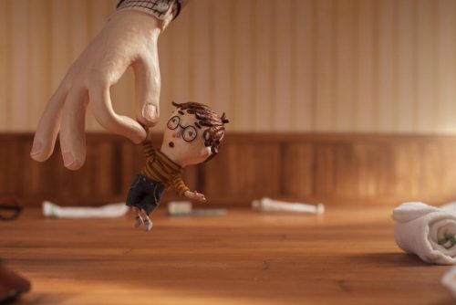 Un court avant le long